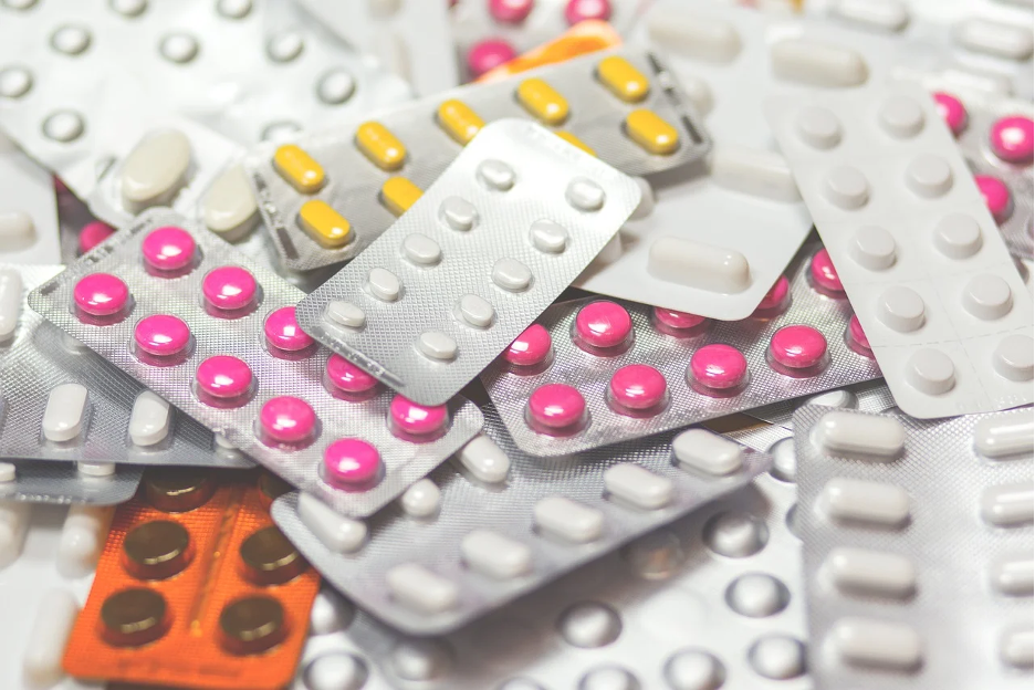Противозачаточные таблетки, список какие лучше - аптеки Ригла